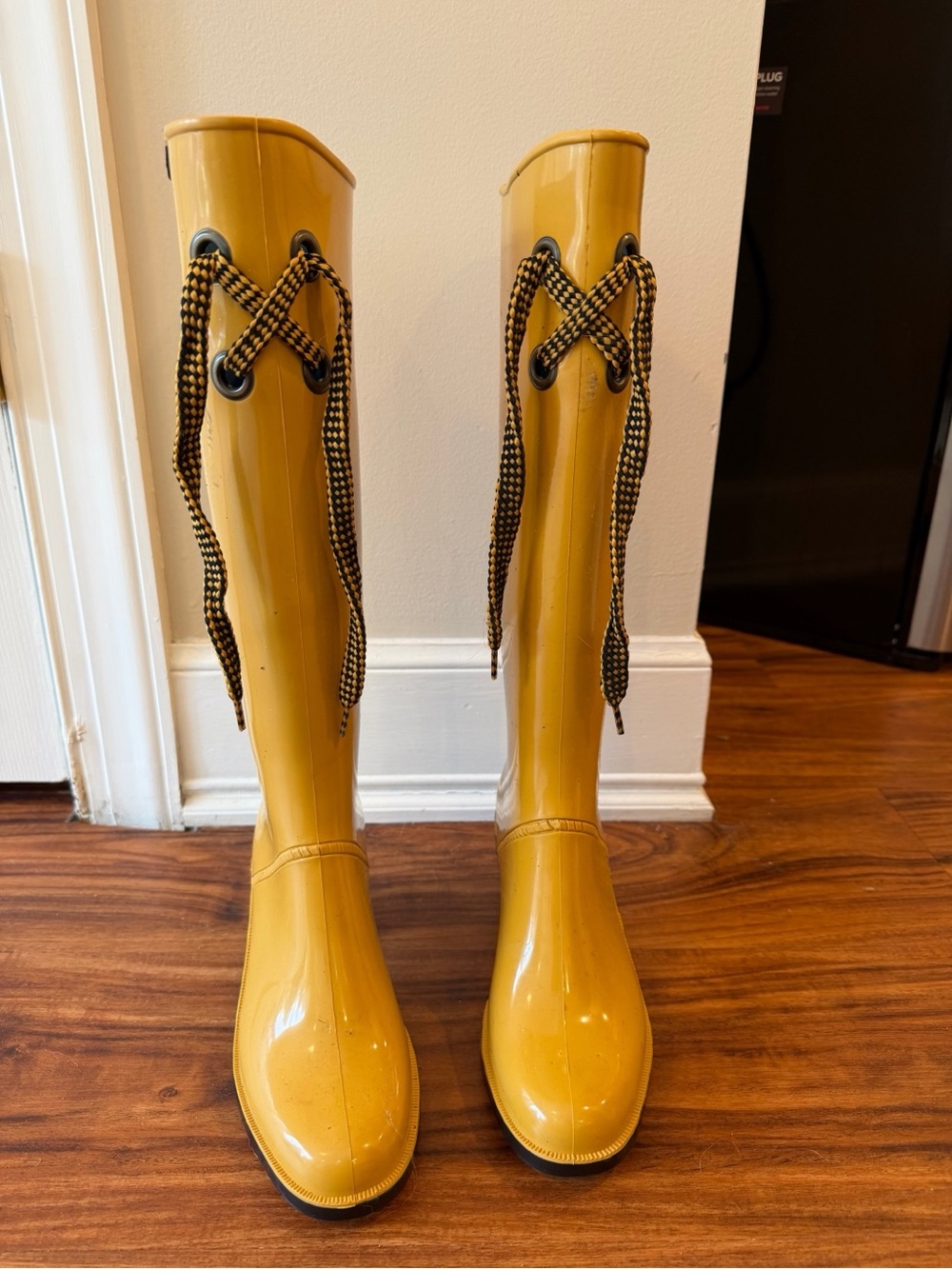 Marc Jacobs Mustard Yellow Knee-High Rain Boots with Lace Detail - Picture 4 of 5